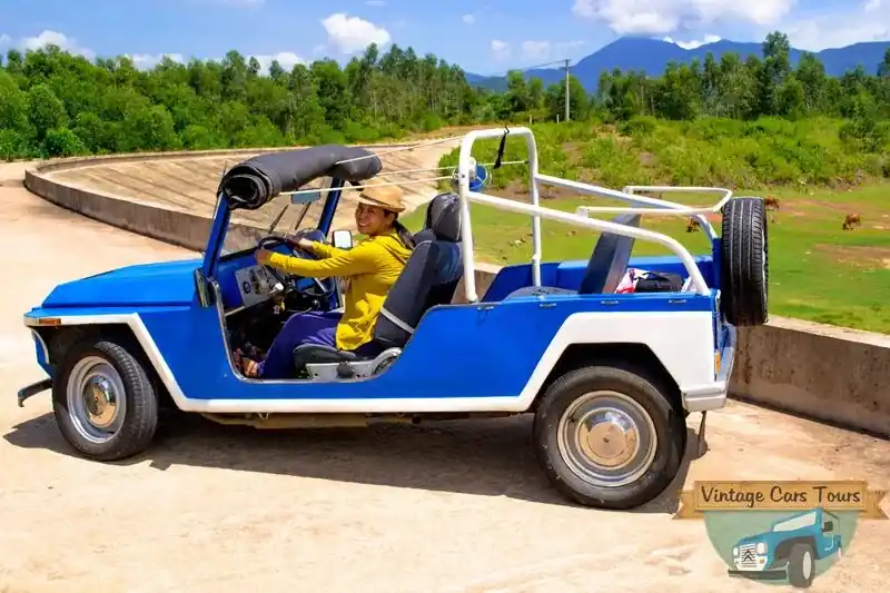 Citroën La Dalat sur une route de campagne près de Hoi An